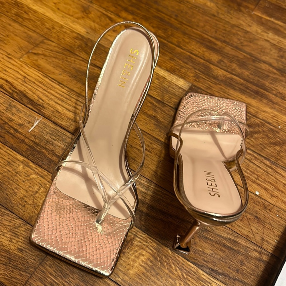 Square toe heels